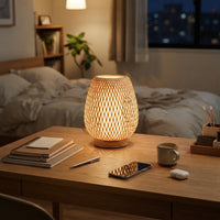 Lampe de bureau en rotin tressé au style naturel