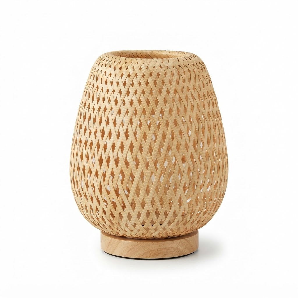 Lampe de bureau en rotin tressé au style naturel
